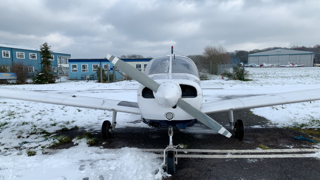 G-BUJO in snow